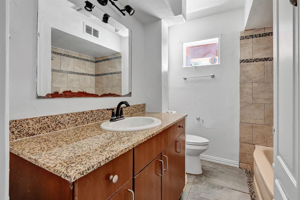 Crestmanor Estates - Residential Lease