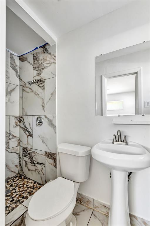 Crestmanor Estates - Residential Lease