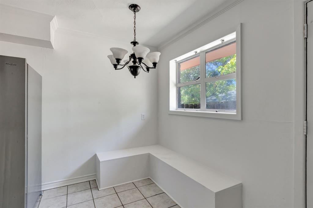 Crestmanor Estates - Residential Lease