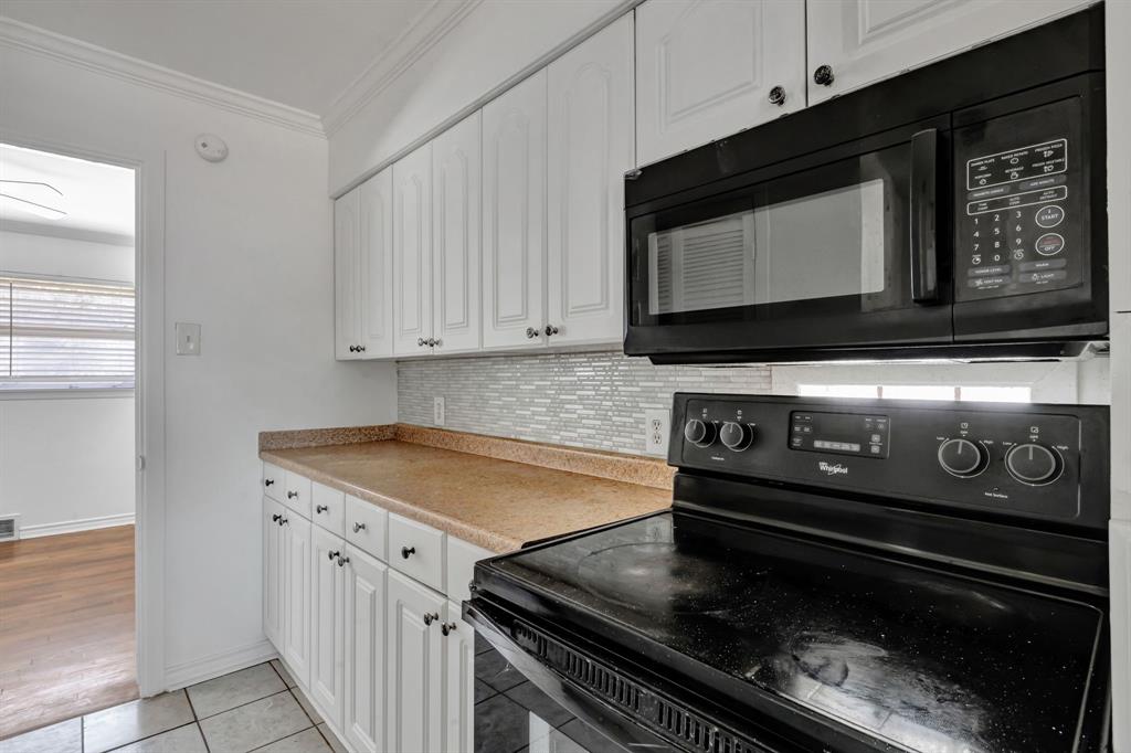 Crestmanor Estates - Residential Lease