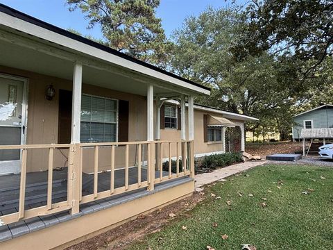 Photo of 1558 Stanley Road, Stonewall, LA 71078 (MLS # 21129796)