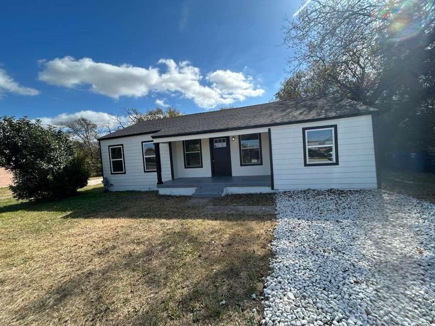 Cash Buyers Only.   
Investor Special — Priced to Move.  $175,000
Deal Direct with the Owner.
Fast Close. Built for Margin.

??????
RUN YOUR NUMBERS.
??????
SUBMIT YOUR BEST OFFER.