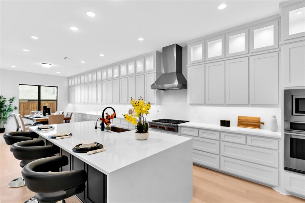 10437 Milkweed Court
