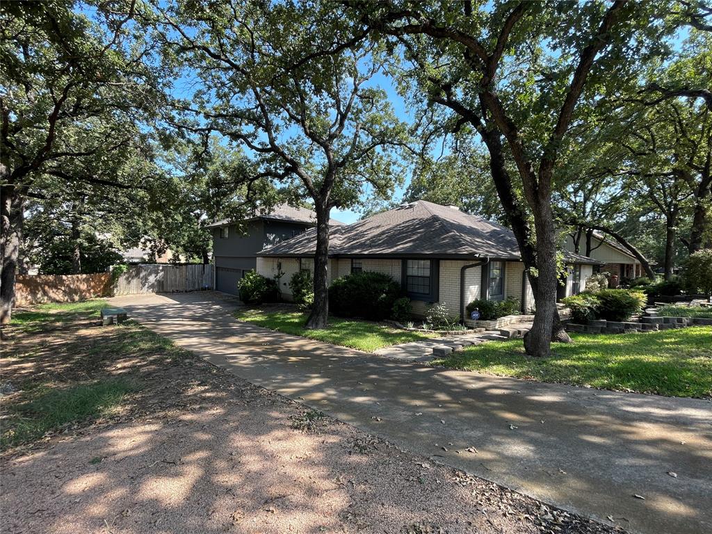 2201 Adams Drive