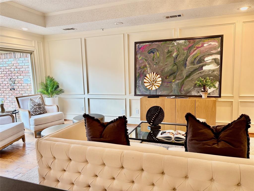 Alexanders Village Instl 02 - Residential