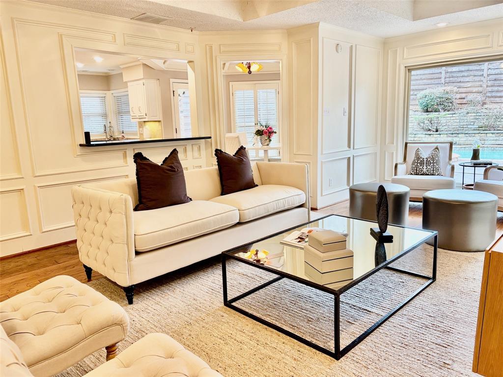 Alexanders Village Instl 02 - Residential