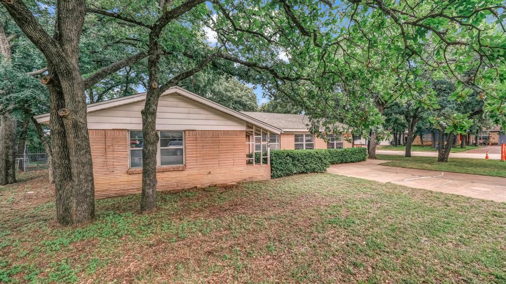 100 Oakhurst Drive