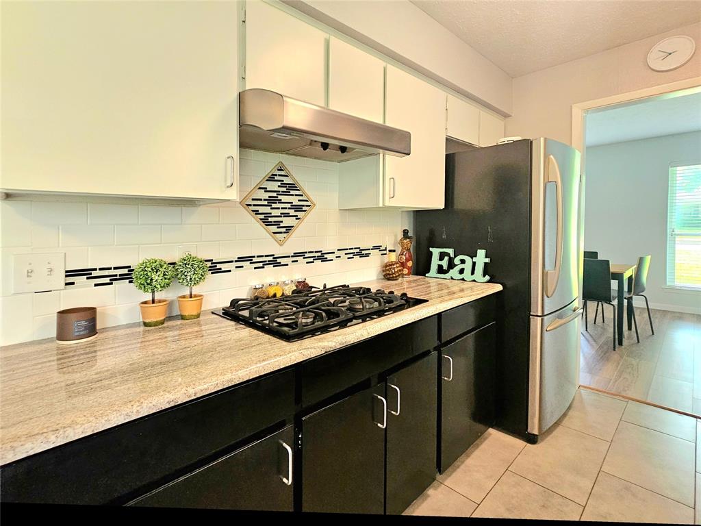 Photo of 1929 Deep Valley Drive, Richardson, TX 75080 (MLS # 21299965)