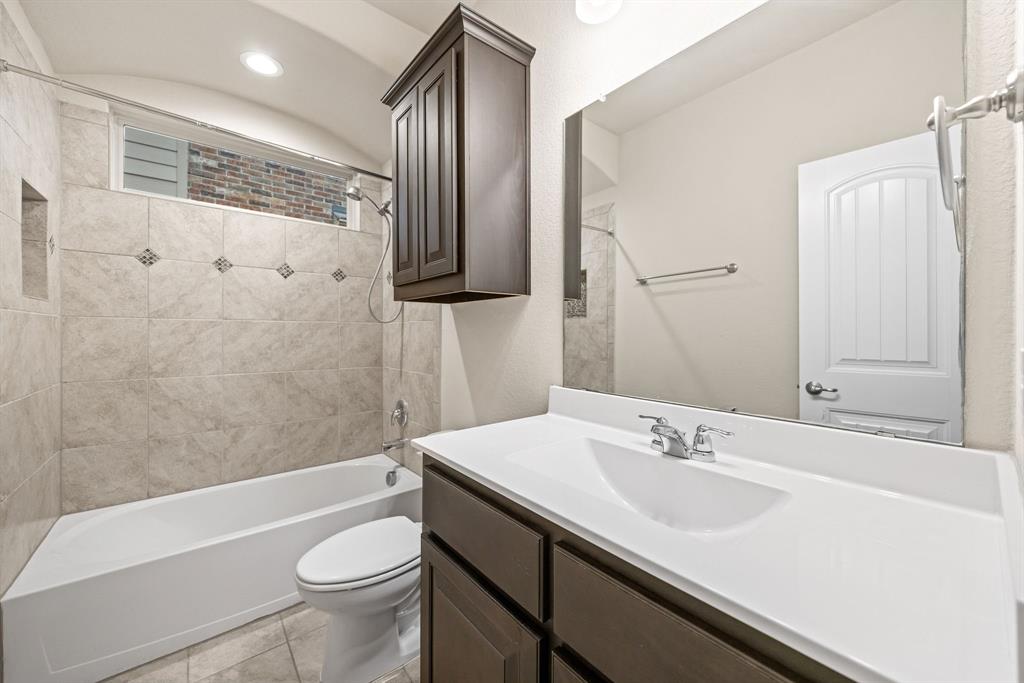 Hawthorne Mdws - Residential Lease