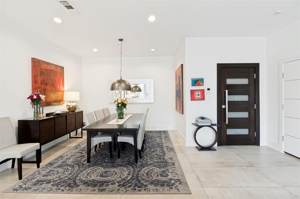 2848 Woodside Street 7D