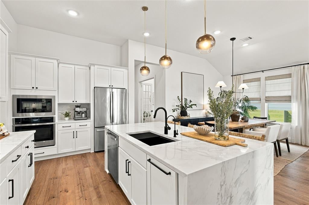 4024 Explorer Way