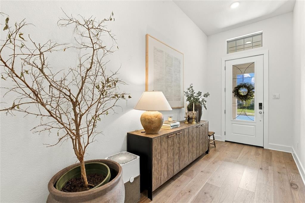 4024 Explorer Way