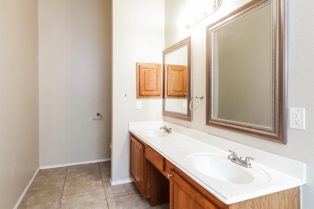 Meadowview Ph 03 - Residential Lease