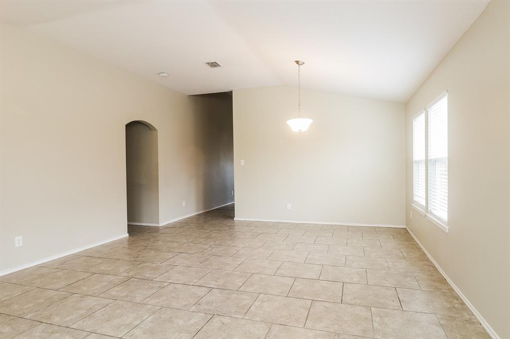 Meadowview Ph 03 - Residential Lease