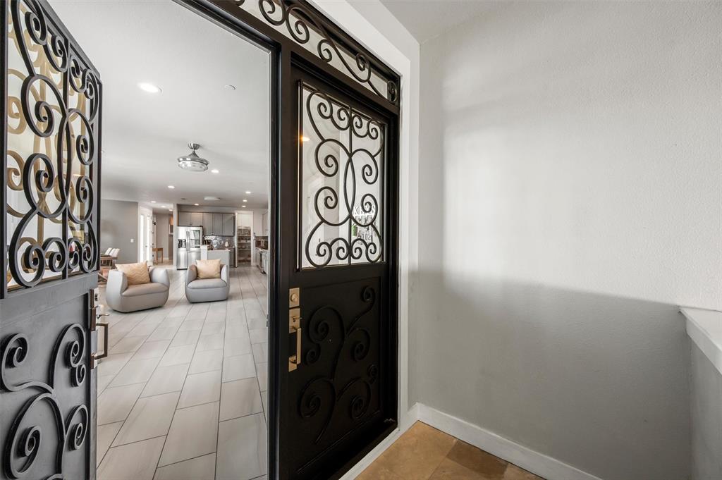251 S Mill Street 380