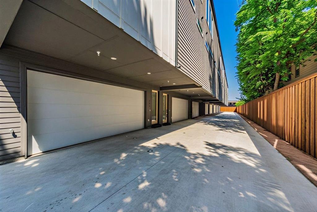 East Columbia Place - Residential