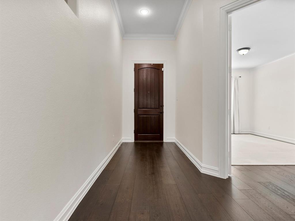 8025 Shadow Wood Drive