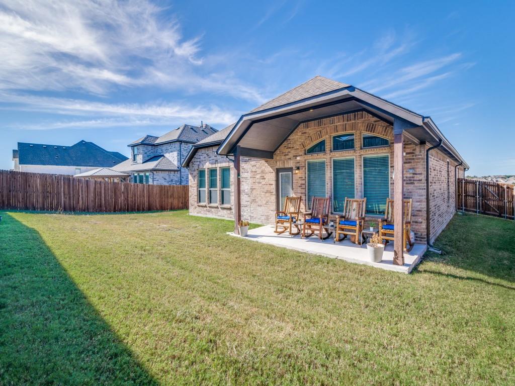 1523 Green Meadows Way