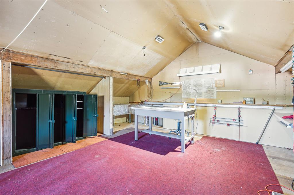 Freeway Park 01 - Residential