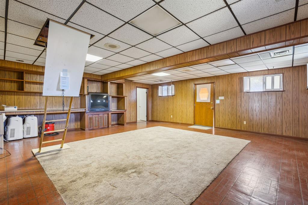 Freeway Park 01 - Residential