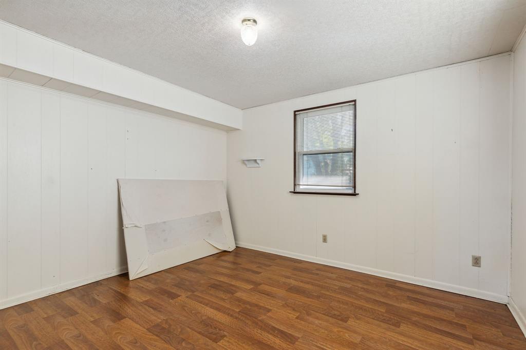 Freeway Park 01 - Residential