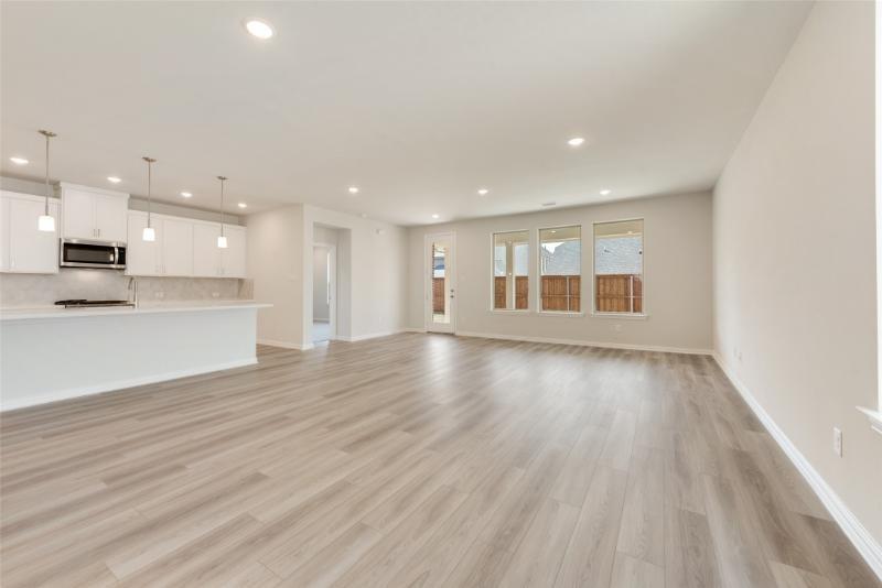 4112 Tarlton Road