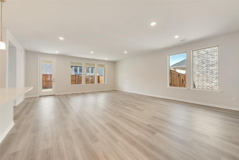 4112 Tarlton Road