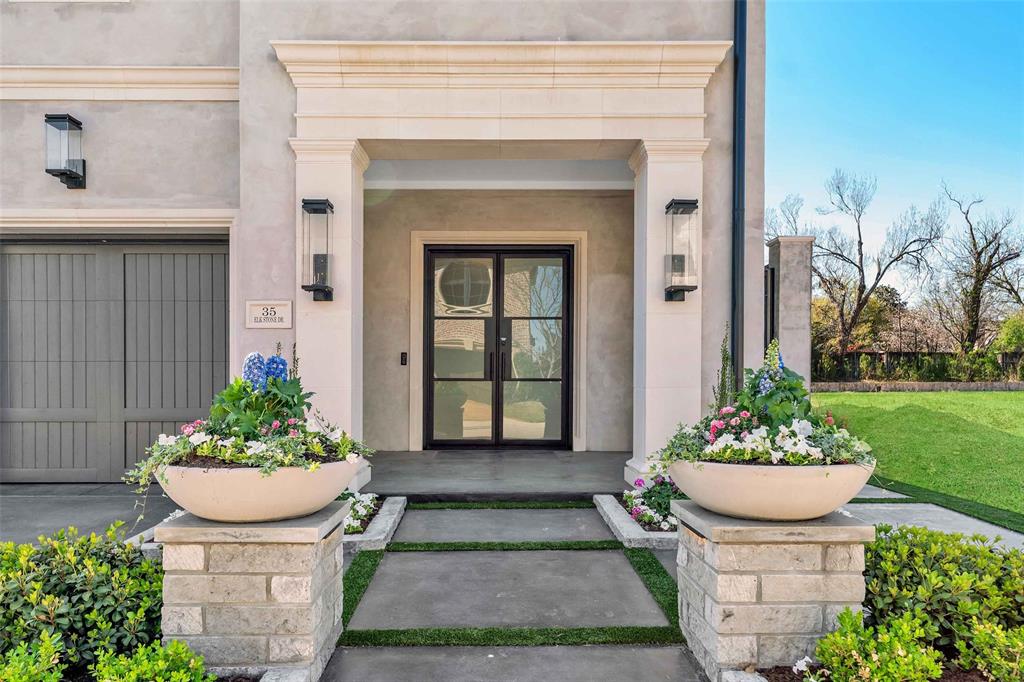 The Lawn at Glen Abbey - Residential