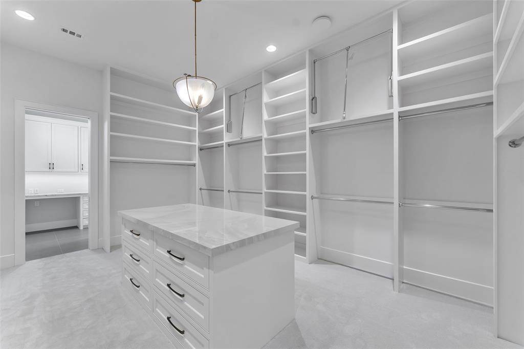 The Lawn at Glen Abbey - Residential