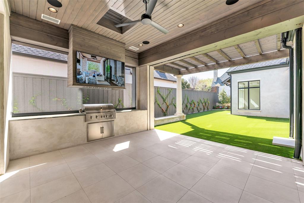 The Lawn at Glen Abbey - Residential