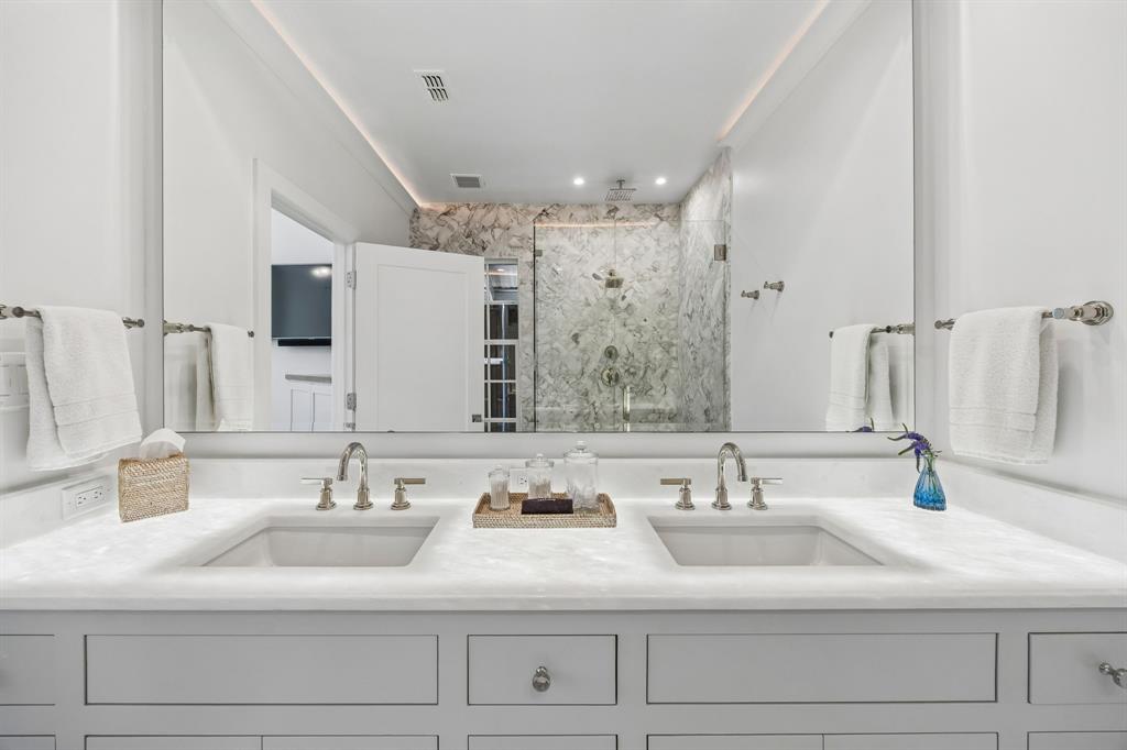 Greenland Hills Hill Top Sec - Residential