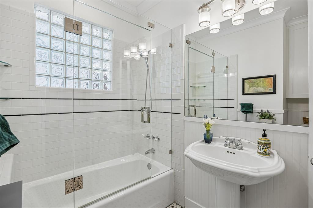 Greenland Hills Hill Top Sec - Residential