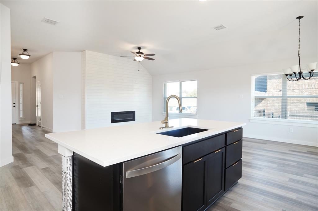 Mountain Vly Lake Ph 4 - Residential