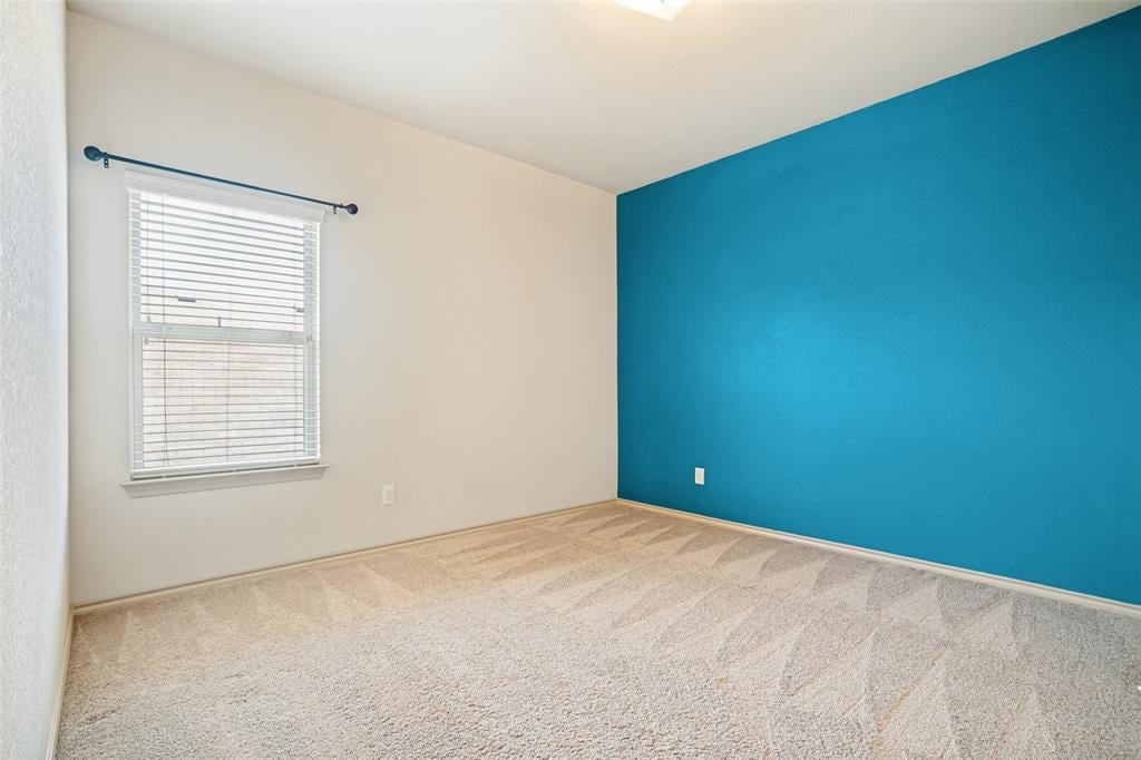 2925 Cedar Ridge Lane