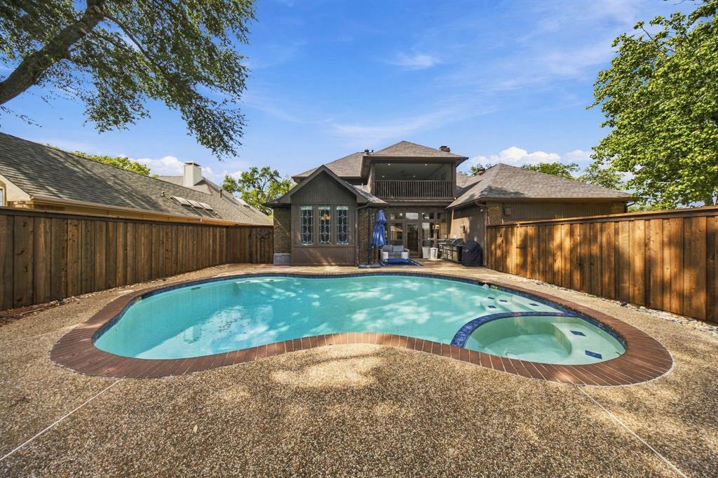 3512 Wilshire Drive