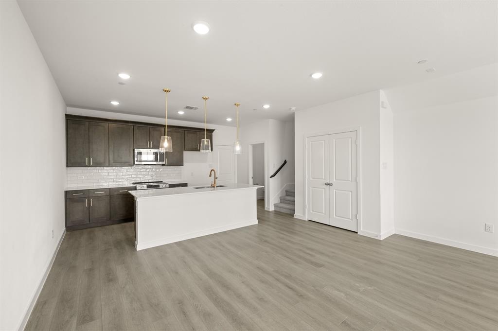 The Pointe at Capp Smith Lake - Residential