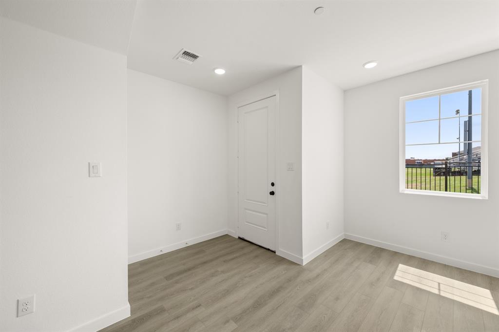 The Pointe at Capp Smith Lake - Residential