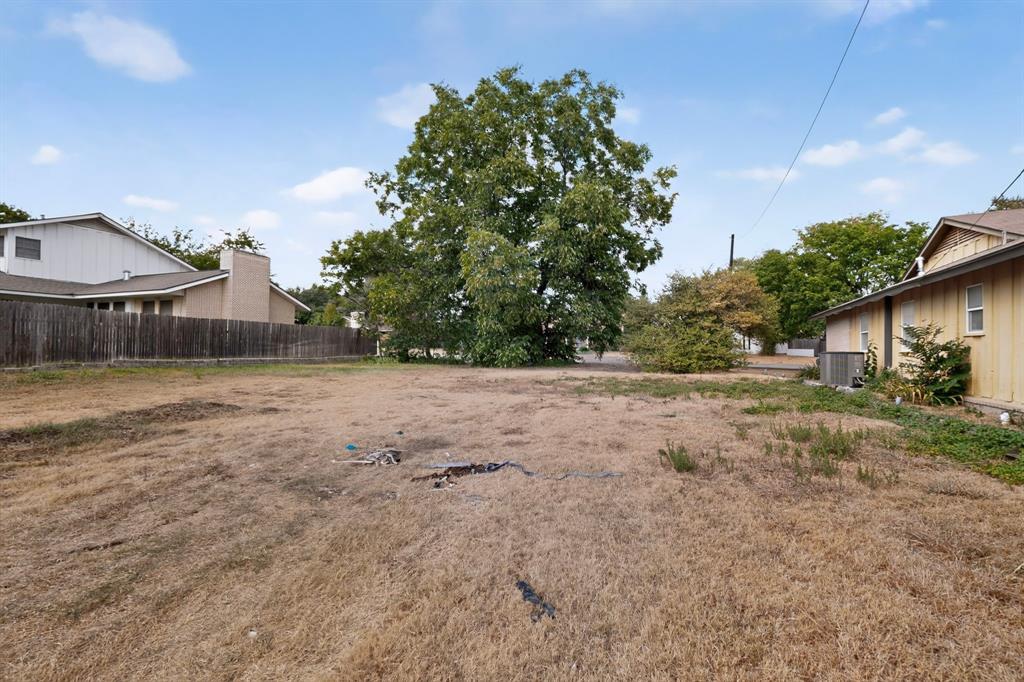 3830 Twin Falls Street