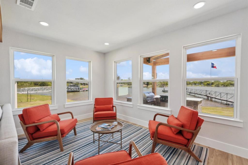 Pk Lake - Residential