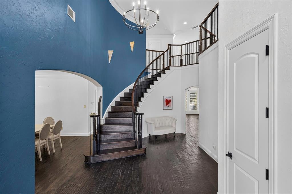 2204 Castle View Road