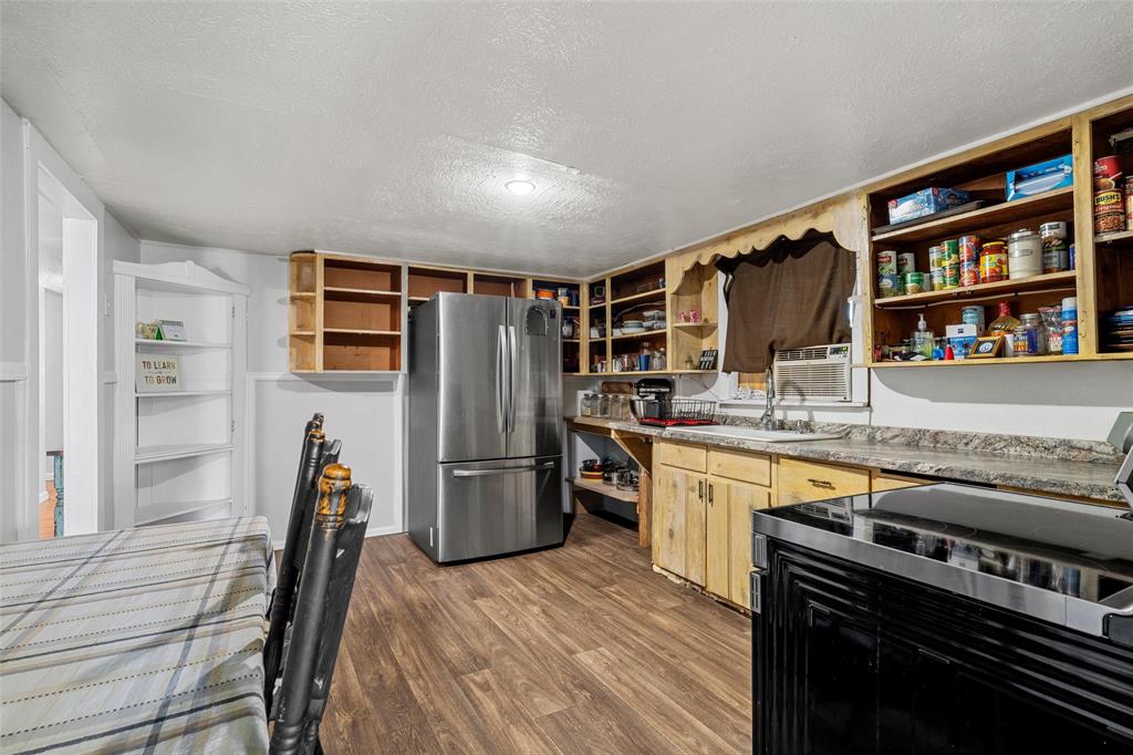 1001 Hamilton Drive
