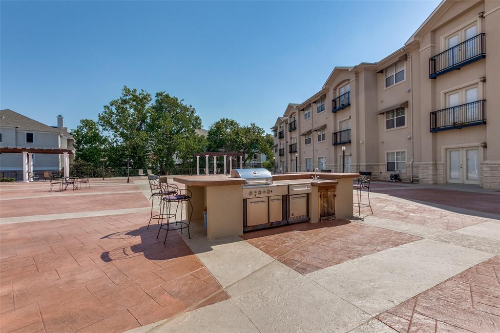 Piazza Siena Condo - Residential