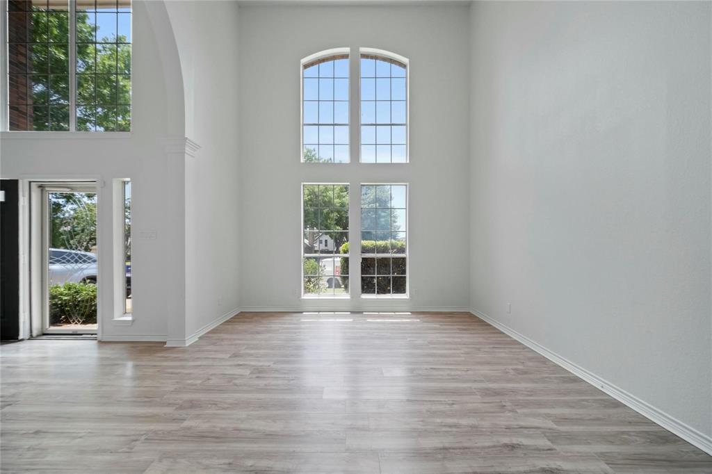 1100 Hyde Park Drive