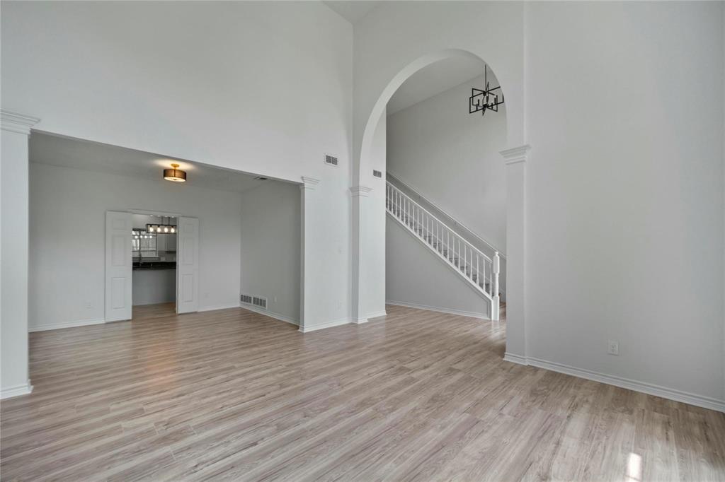 1100 Hyde Park Drive