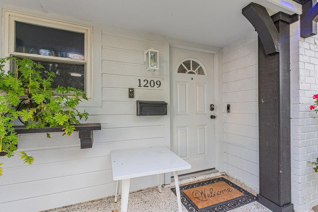 1209 Shorecrest Drive