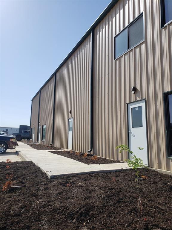 Stanford Sons Addition - Commercial Lease