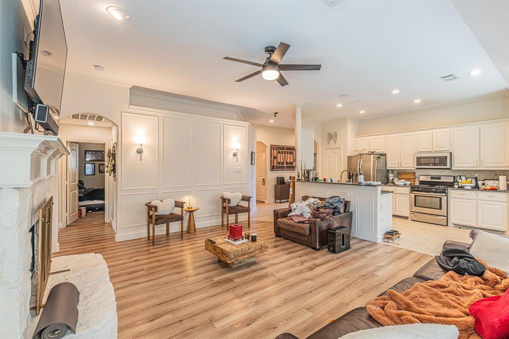 6005 Shiner Drive