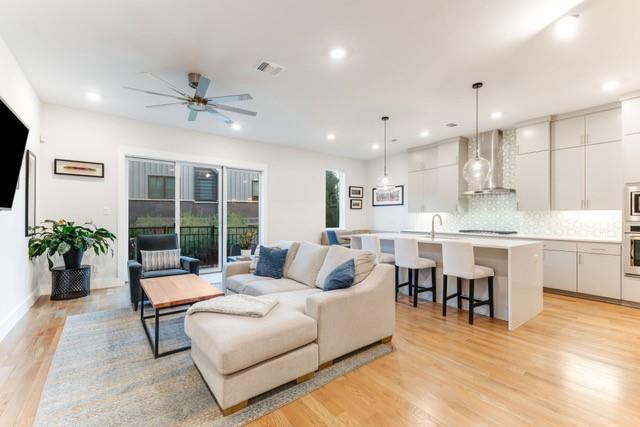 3912 Bowie Lane