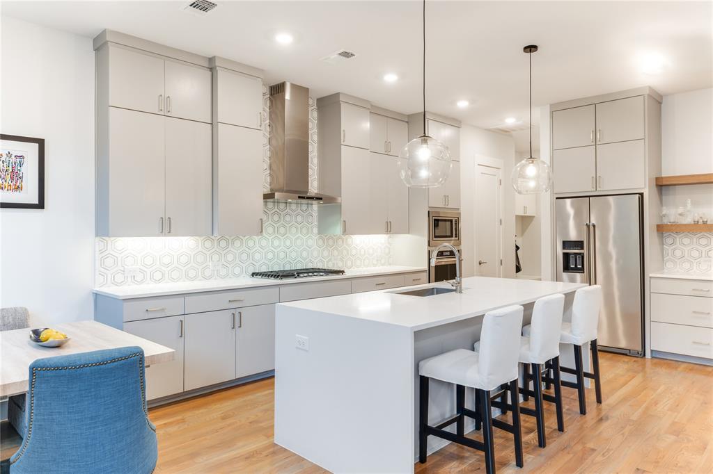 3912 Bowie Lane