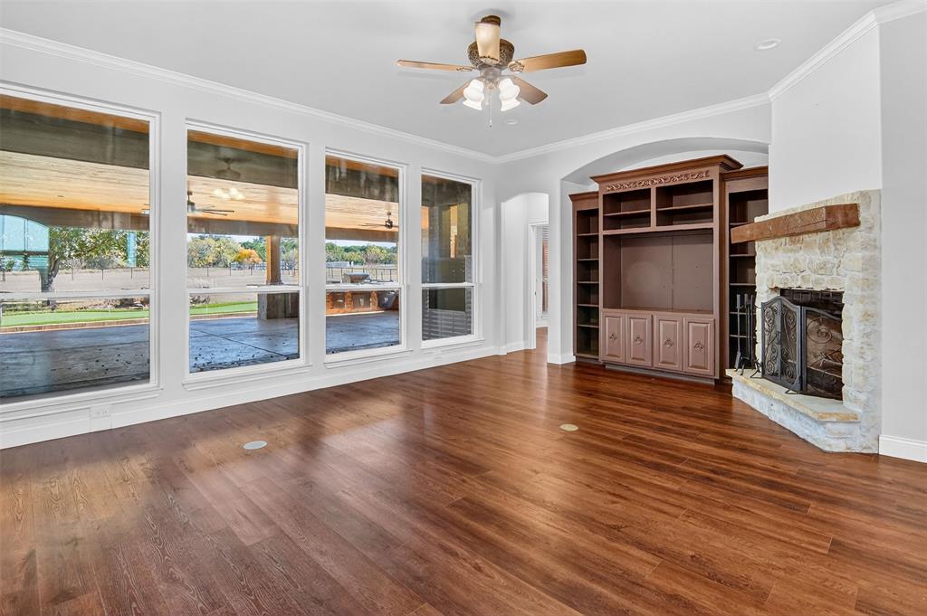 1007 Bentwater Parkway